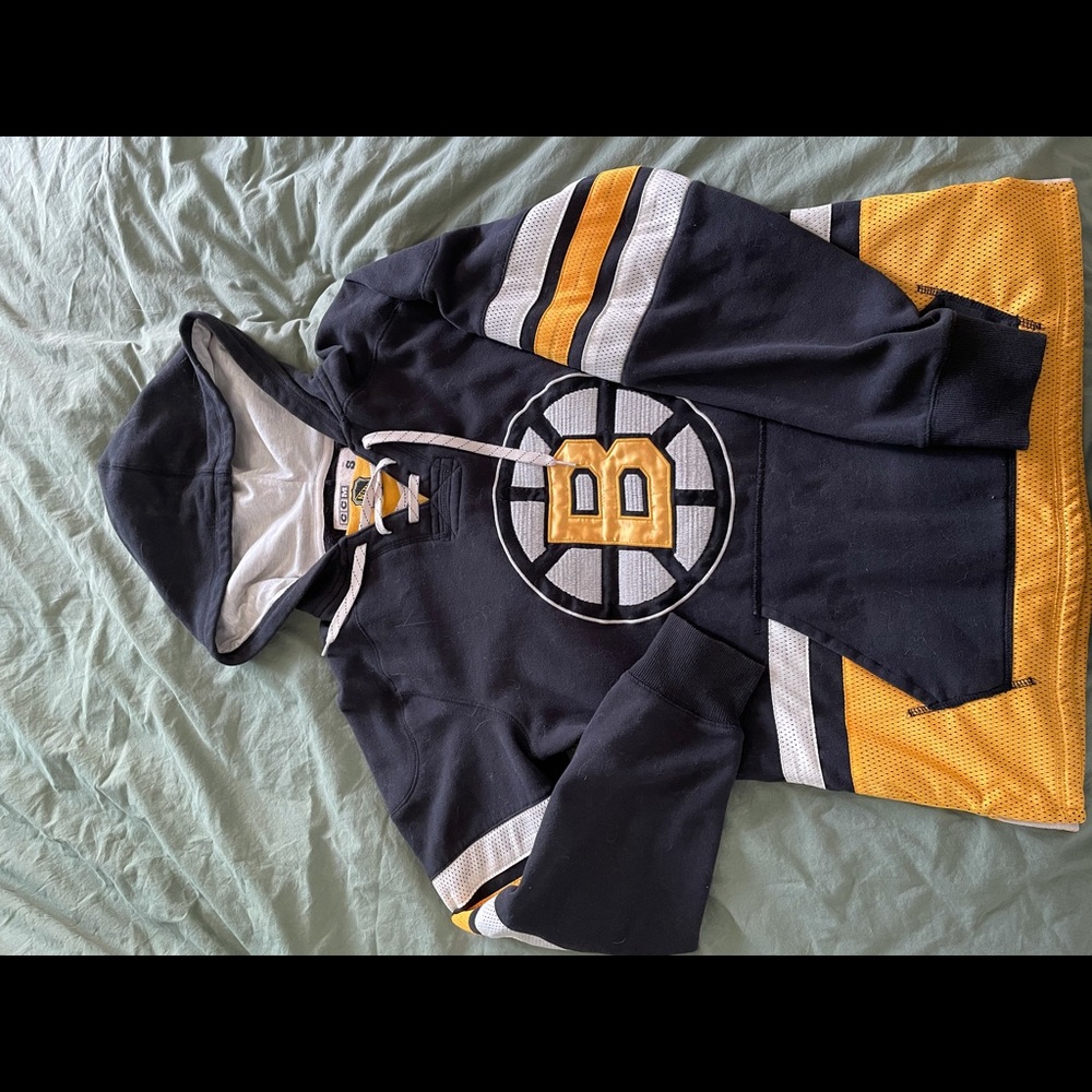 Boston Bruins official sweater
